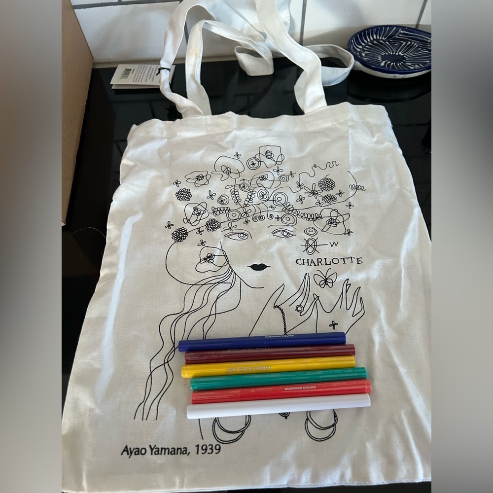 Shiseido Artistic White Tote Bag